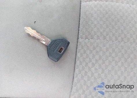 2005 Jeep Grand Cherokee Laredo z USA, uszkodzony, nr VIN 1J4GR48K75C579554